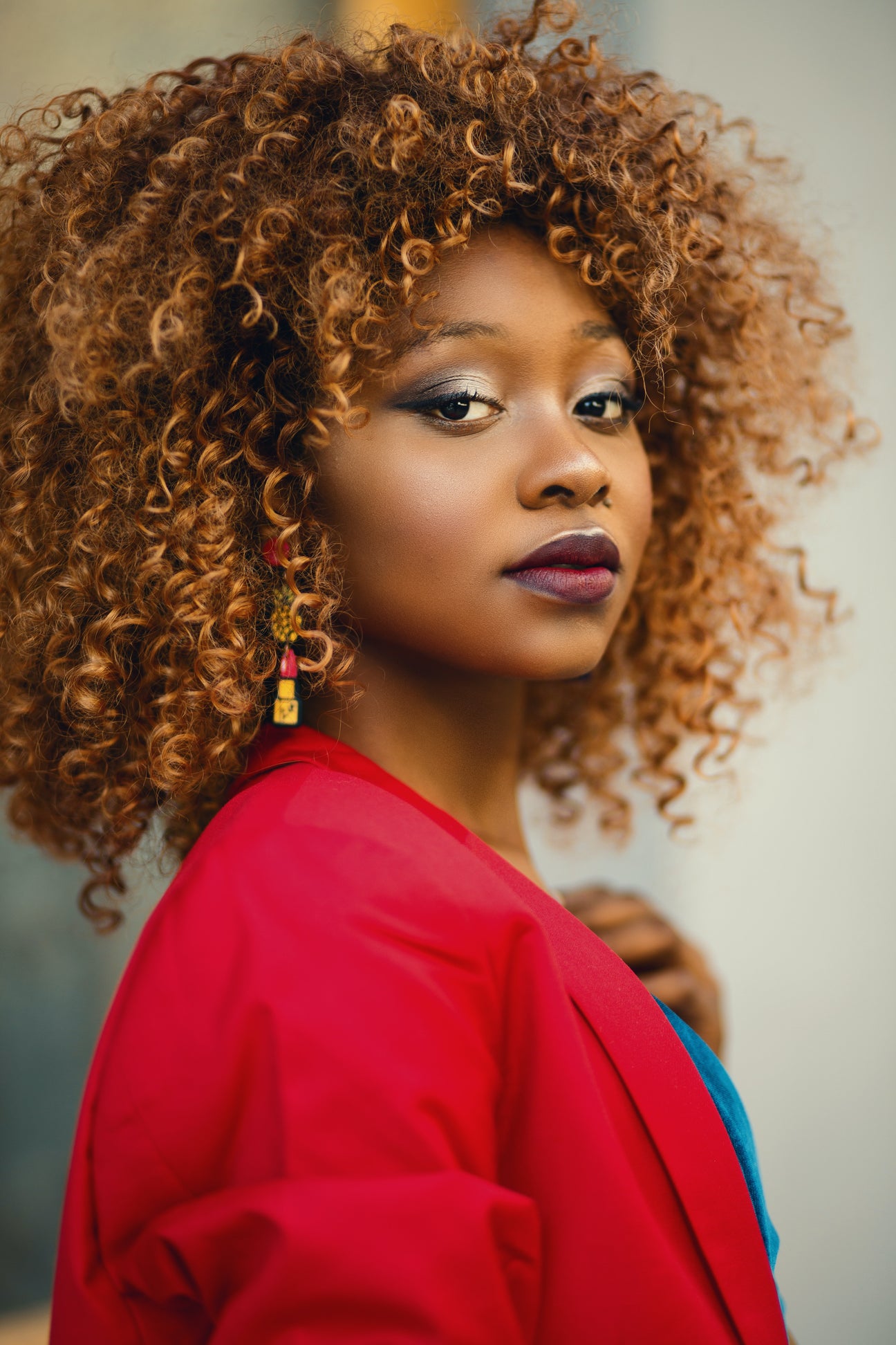Five Tips to Take Care of and Highlight your Curls